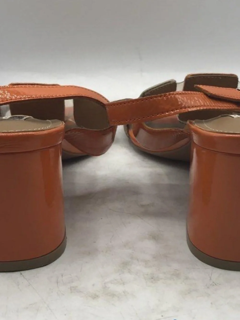 Bibi Lou Sandals SIZE 40 Orange Cream Patent Leather Square-Stitched Woman’s EUC